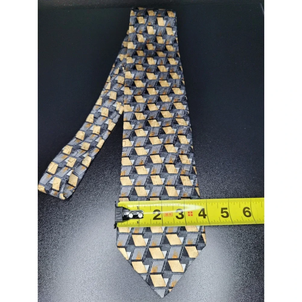 Ermenegildo Zegna Men's Necktie Grey Gold Geometric Silk 3.75